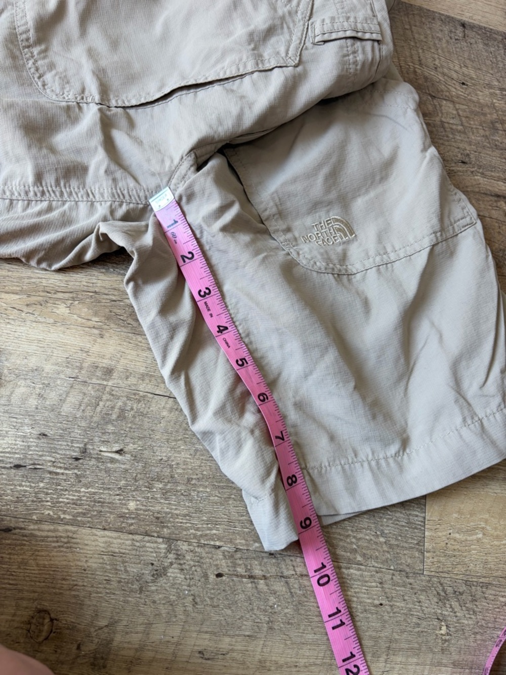 The North Face Women’s Khaki Tan Nylon Hiking Shorts Outdoor Athletic Breathable - Picture 6 of 10